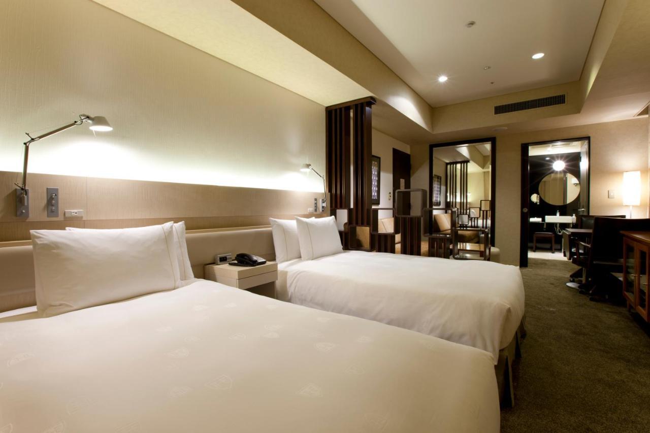 The Royal Park Iconic Shiodome 4* Tokio